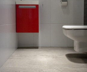 739_Interfloor-Dynamic-Cemento_609_toilet-recht-van-voren